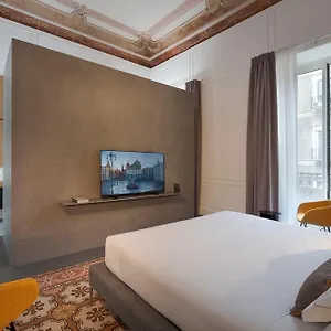 Habitat Hotel